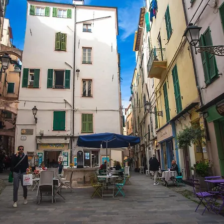 La Perla - Happy * Sanremo