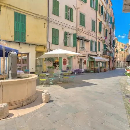 La Perla, Walk To Casino&old Town - Happy